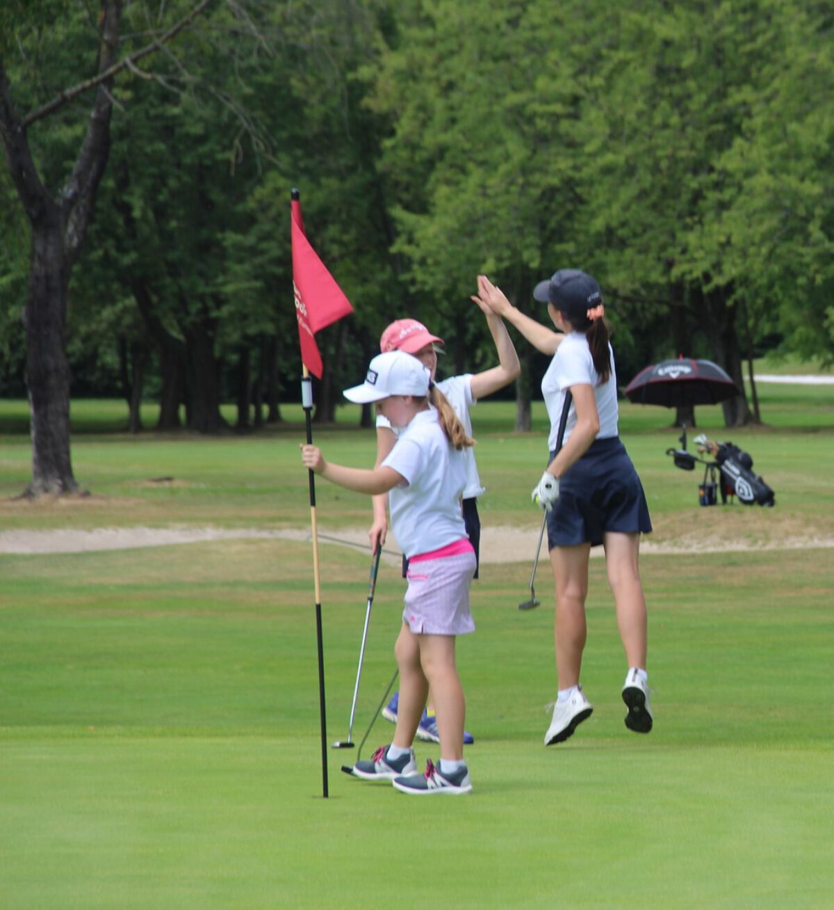 Yes Girls ladies can