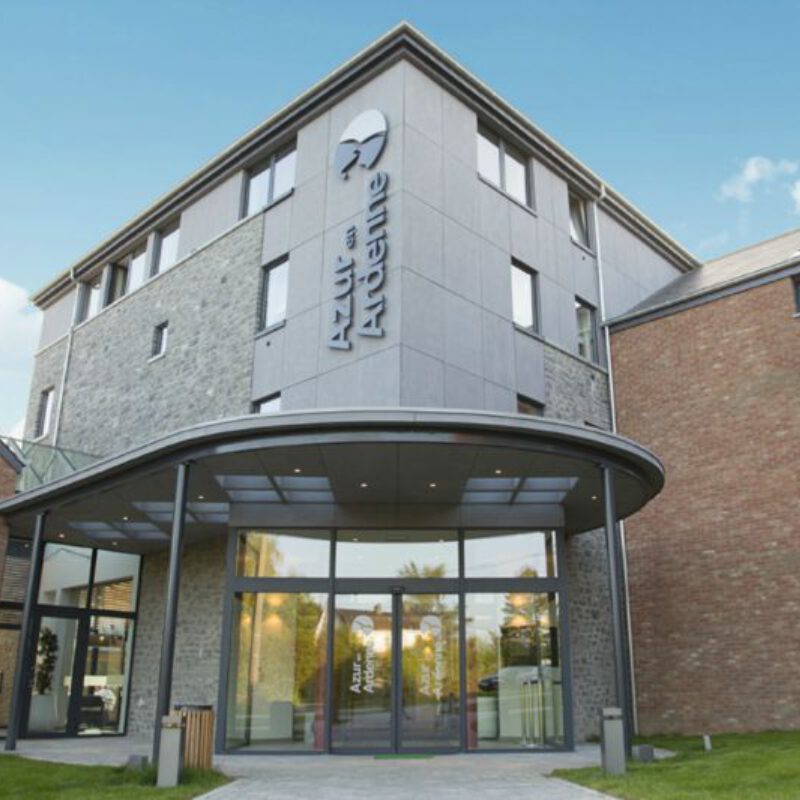 Azur en Ardenne golf hotel entree