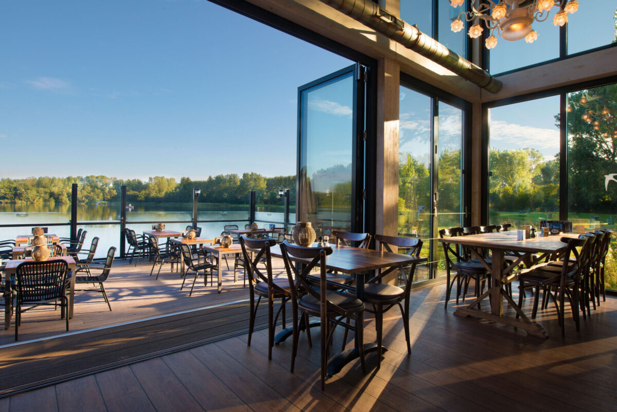 37 Blue Marlin terras Courtyard